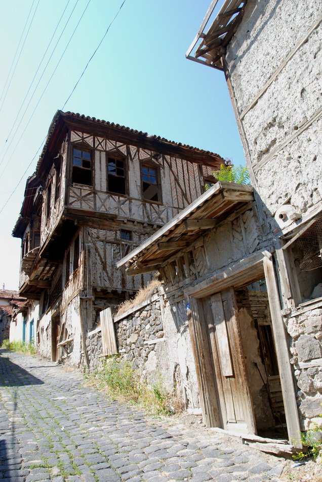 Beypazarı houses, streets and daily life, 2007 — photograph 4