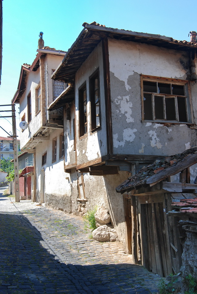 Beypazarı houses, streets and daily life, 2007 — photograph 9