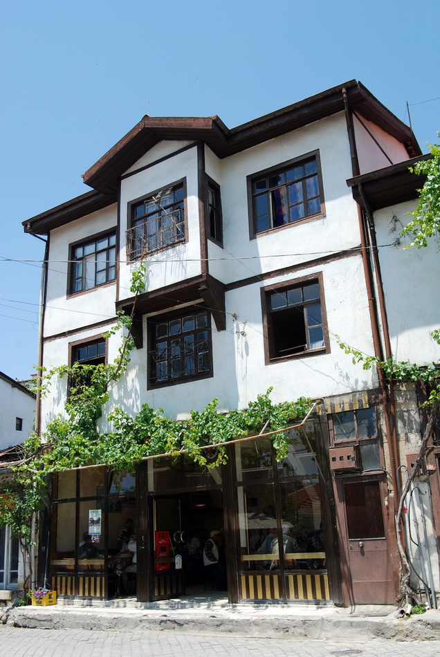 Beypazarı houses, streets and daily life, 2007 — photograph 28