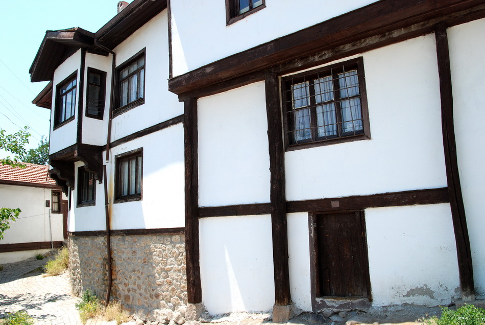 Beypazarı houses, streets and daily life, 2007 — photograph 33