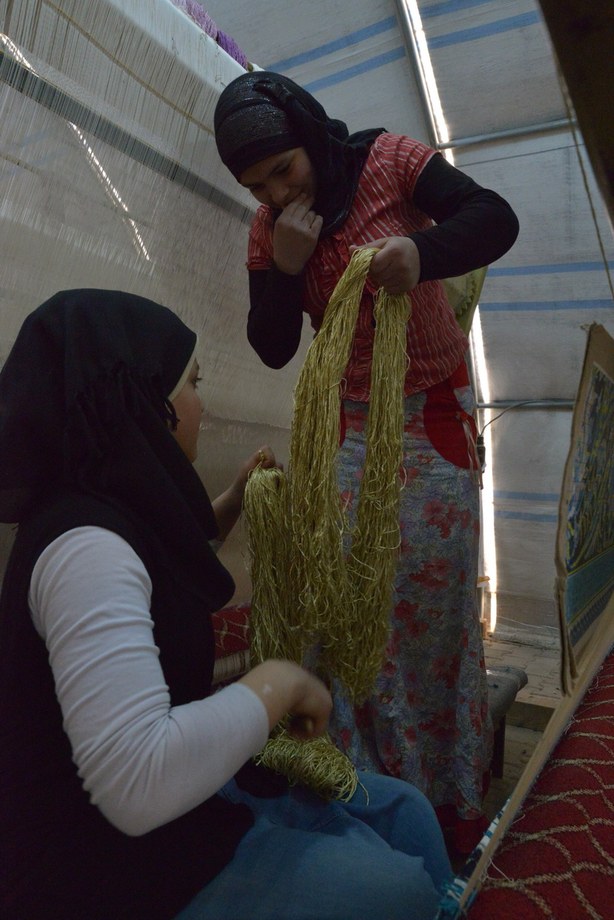 Midyat carpet weaving, 2015 — photograph 14