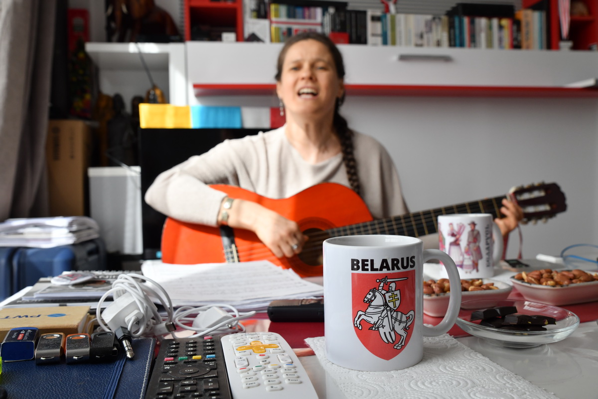 Belaruslu müzisyen Tatsiana: “Meydanlar dolunca ben de kendi dilimde müzik yapmak istedim.” — photograph 5