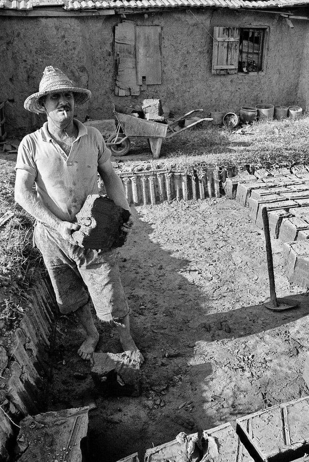 Traditional Pottery — photograph 2