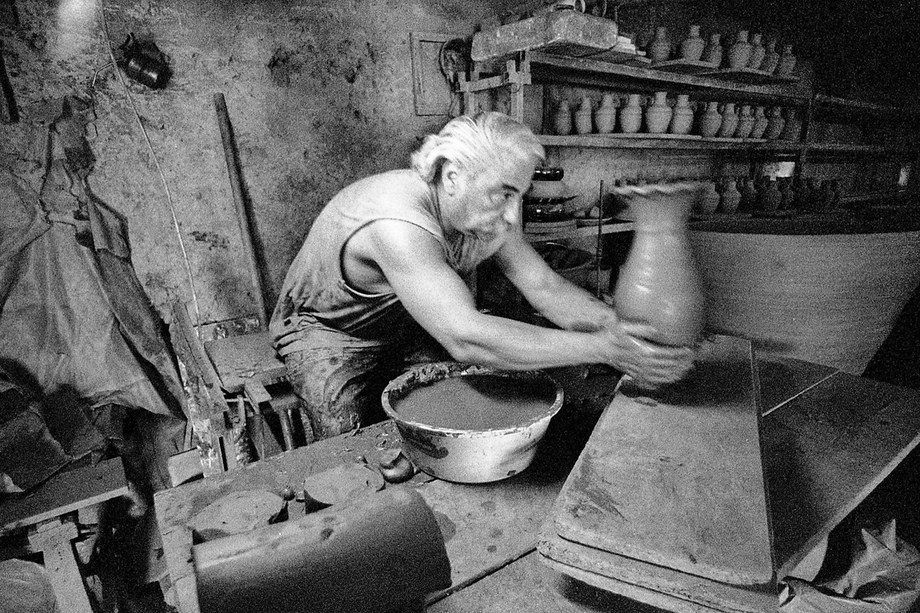 Traditional Pottery — photograph 13