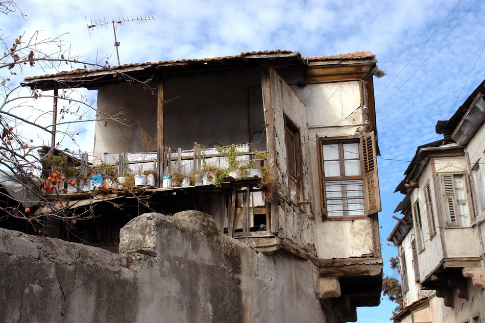 Historic houses and streets of Tarsus, 2006 — photograph 2
