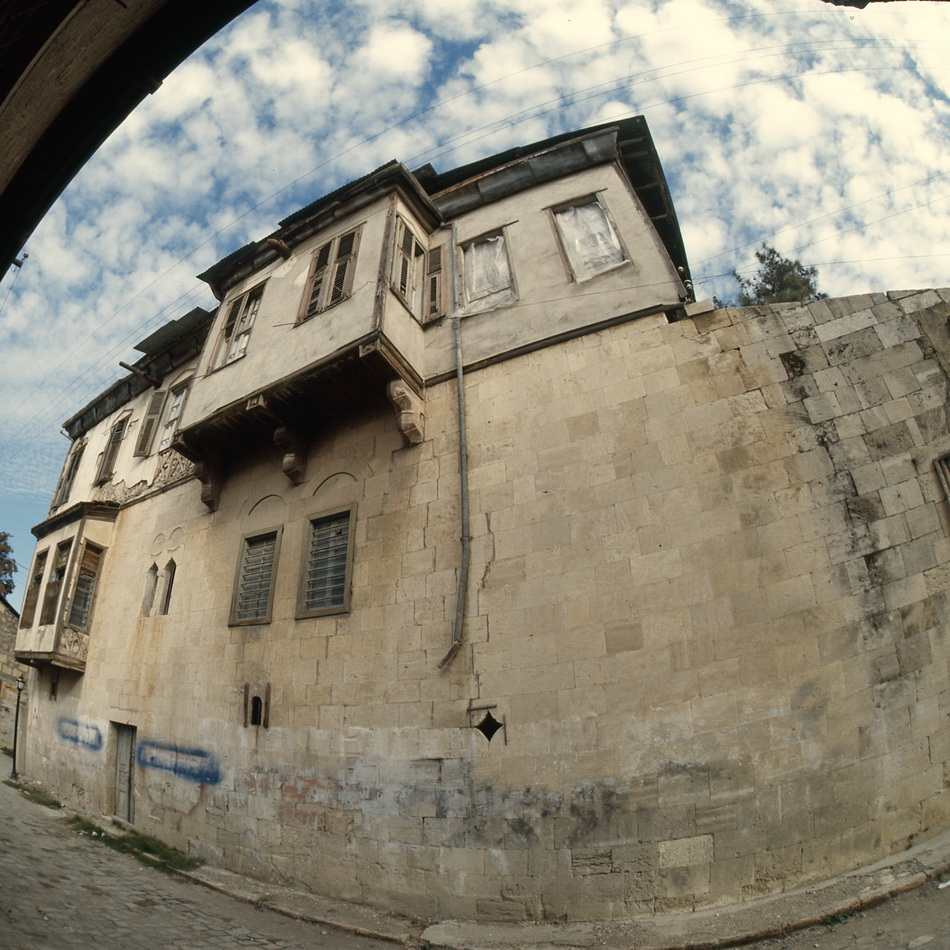 Historic houses and streets of Tarsus, 2006 — photograph 3