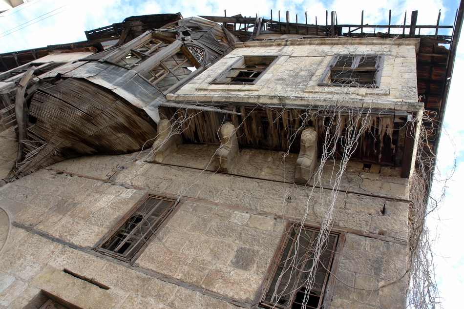 Historic houses and streets of Tarsus, 2006 — photograph 18