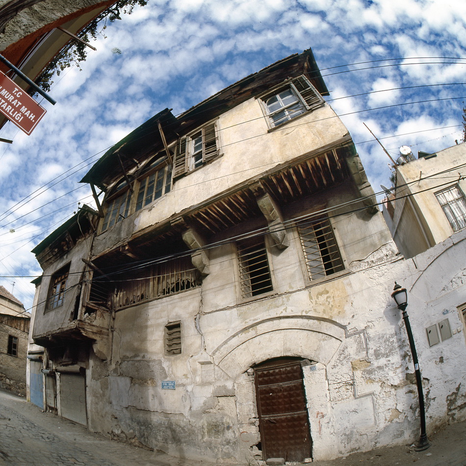 Historic houses and streets of Tarsus, 2006 — photograph 23