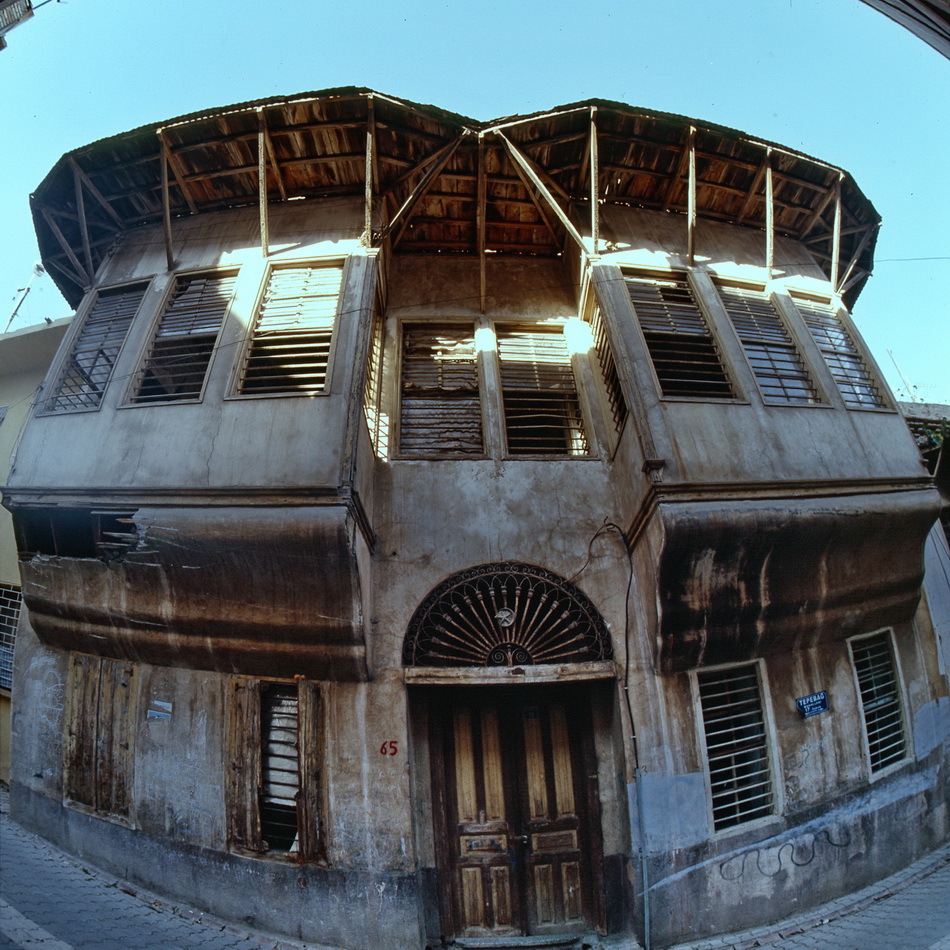 Historic Tepebağ houses, Adana, 2006 — photograph 3