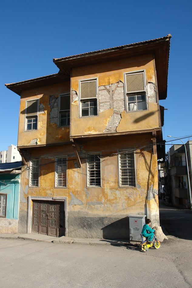 Historic Tepebağ houses, Adana, 2006 — photograph 7