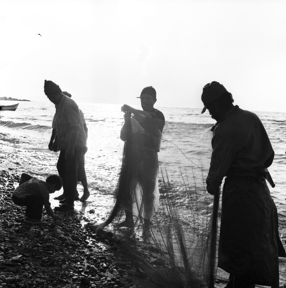 Trata fishing in Güzelbahçe, photograph 02, 1973