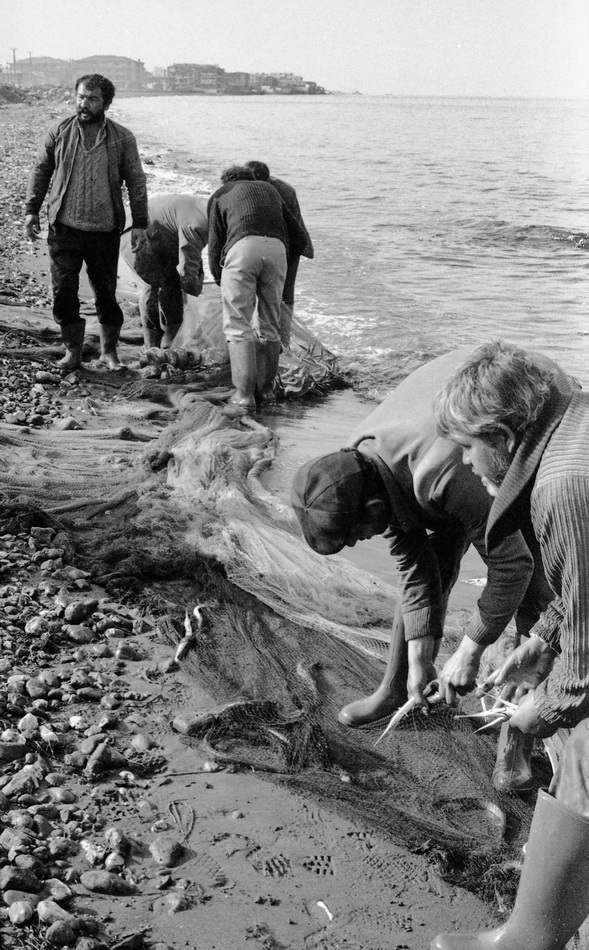 Trata fishing in Güzelbahçe, photograph 07, 1986